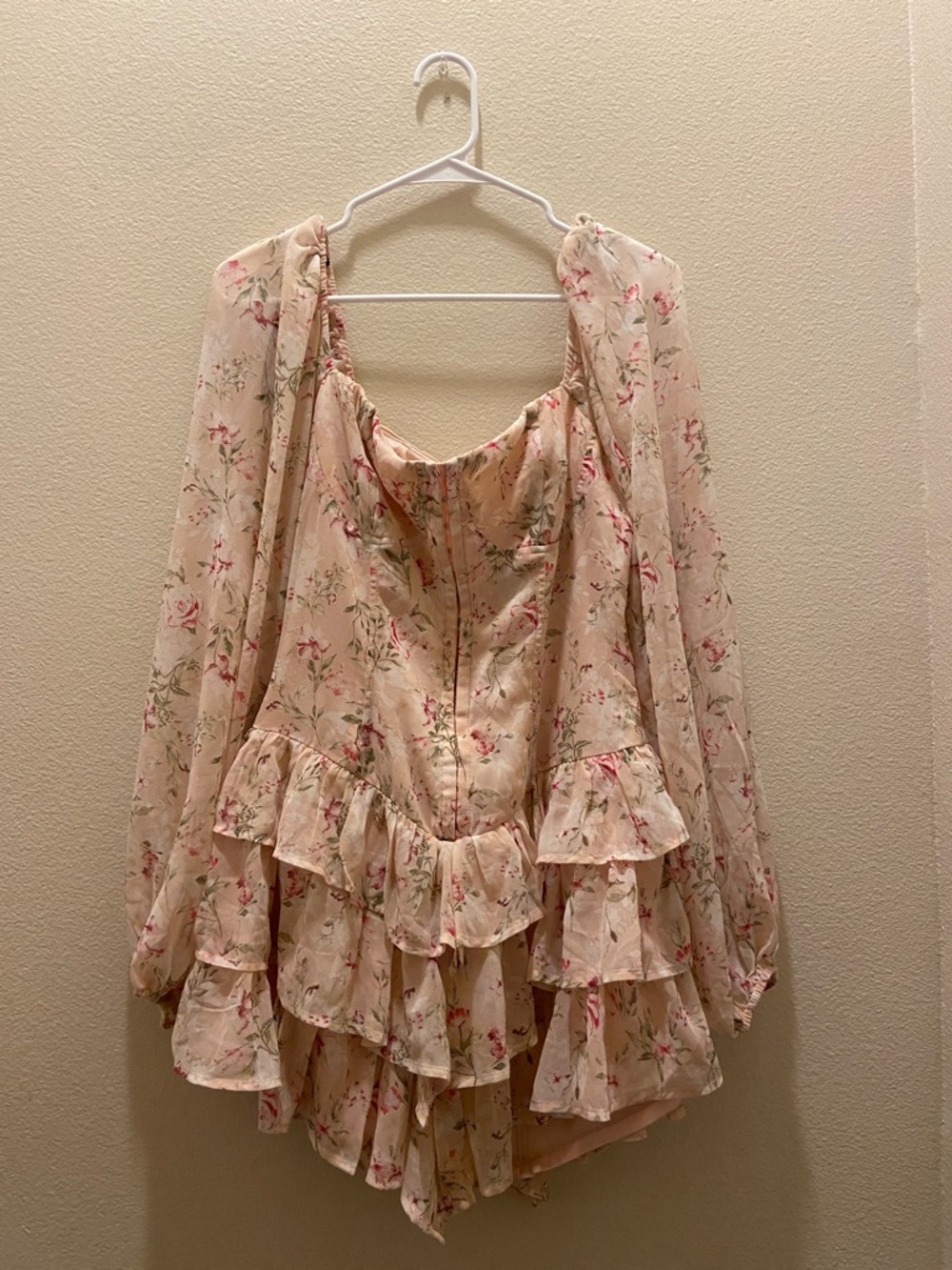 Floral Ruffled Peplum dress Blush Pink size large
